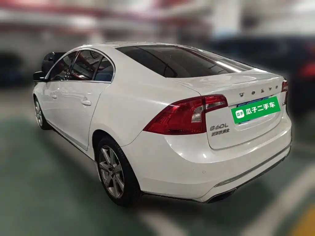 Volvo S60 — миниатюра 25