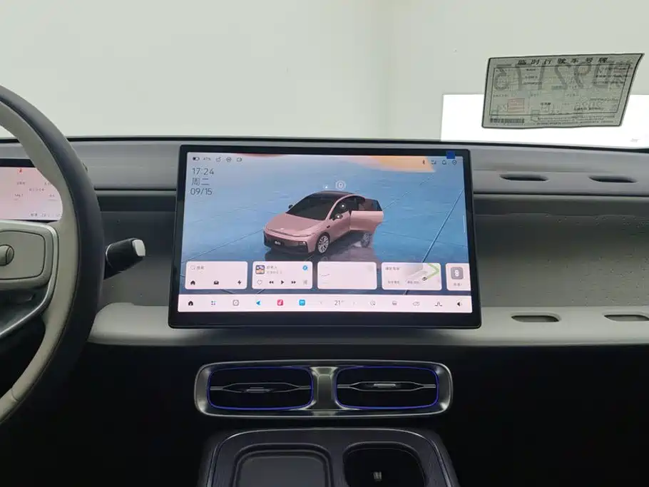 Leapmotor Leapmotor B01 — миниатюра 13