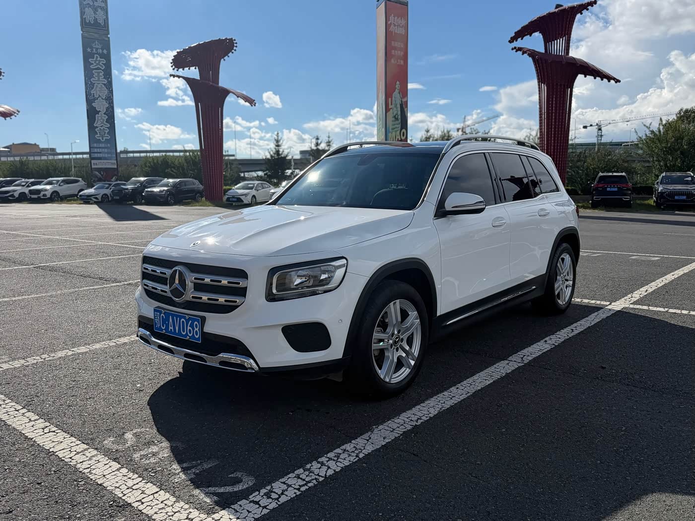Mercedes-Benz GLB 1.3 л 2021 г. Белый, пробег 21000 км