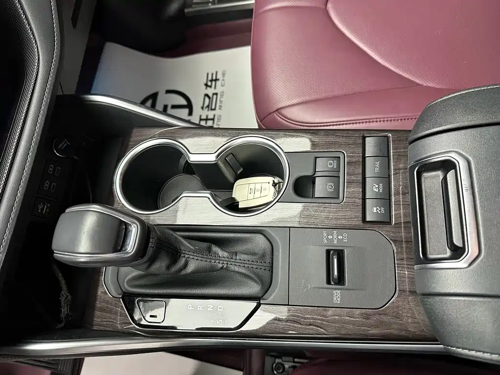 Toyota Highlander — миниатюра 12