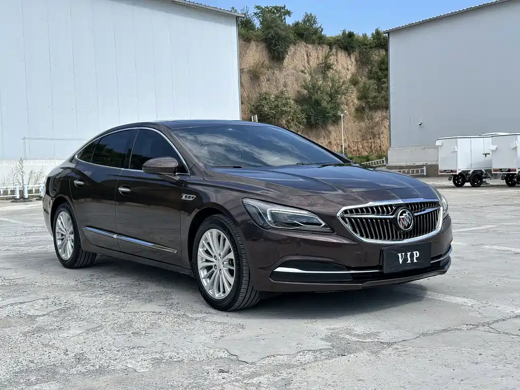 Buick LaCrosse — миниатюра 3