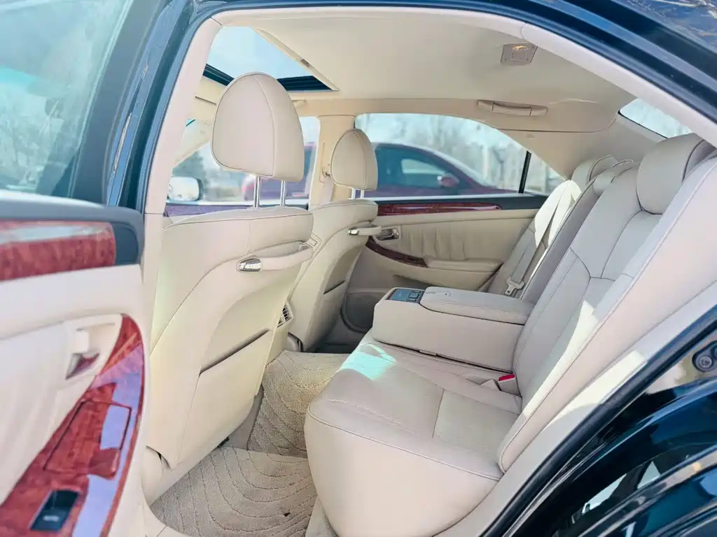 Toyota Crown 2009 2.5L Royal