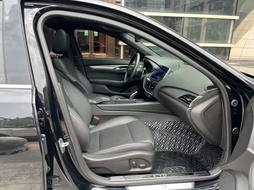 Cadillac CT5 — миниатюра 20