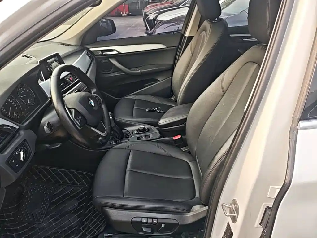 BMW X1 — миниатюра 15