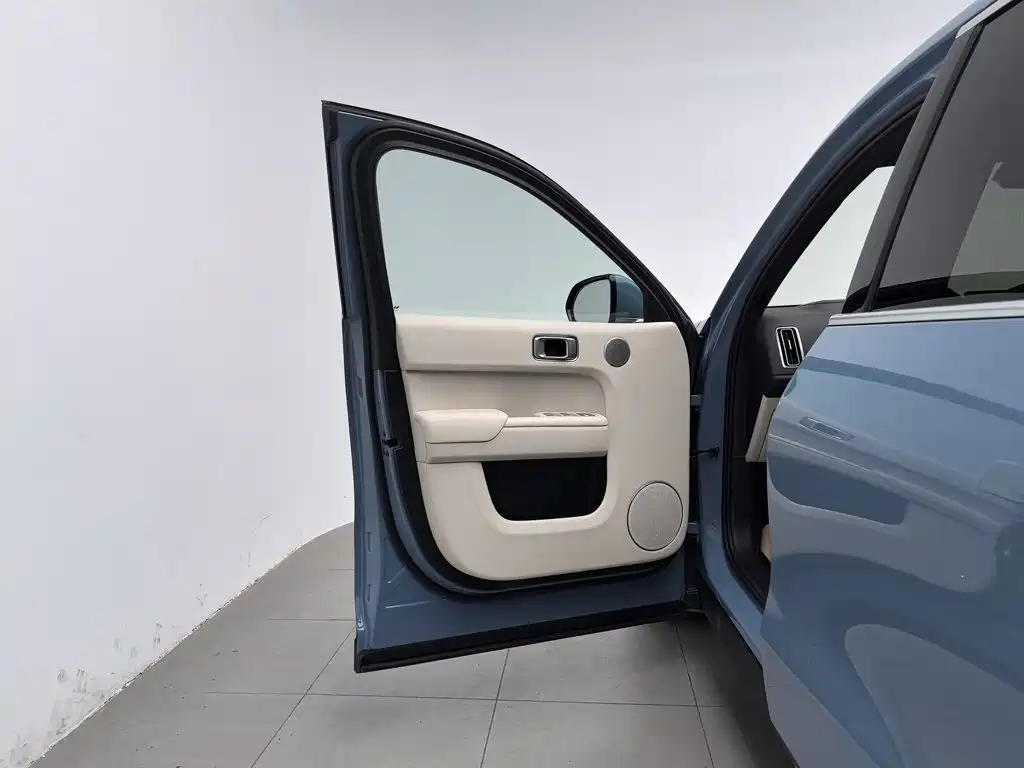 Li Auto Li L8 — миниатюра 8