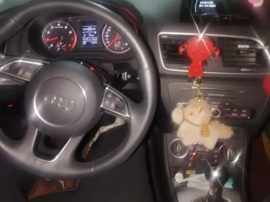 Audi Q3 — миниатюра 12