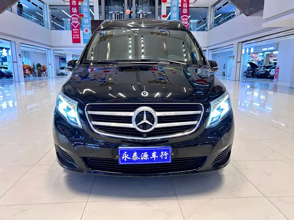 Mercedes-Benz V-Class V 2018 V 260 L Luxury Long Wheelbase VI