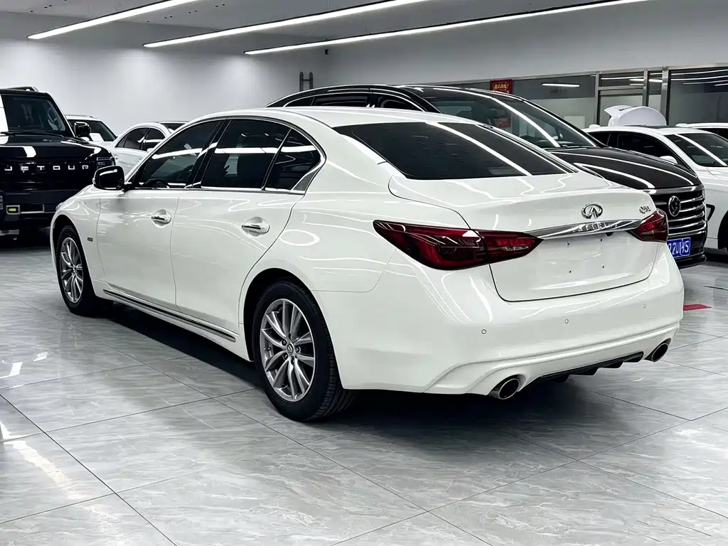 Infiniti Q50L — миниатюра 4