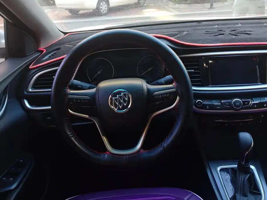 Buick Excelle — миниатюра 15