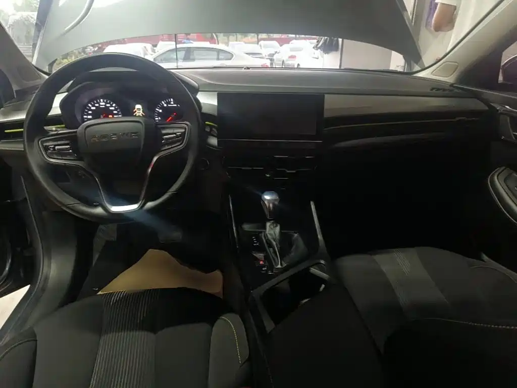 Roewe i5 — миниатюра 10