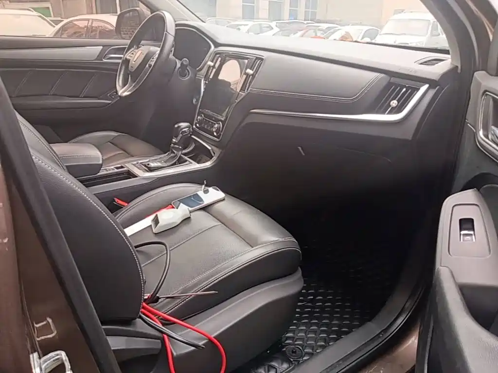 Roewe RX5 — миниатюра 25