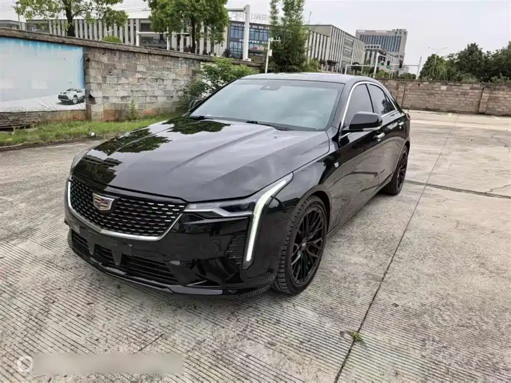 Cadillac CT4 2023