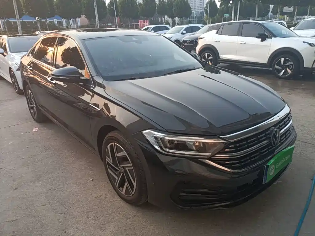 Volkswagen Sagitar — миниатюра 4