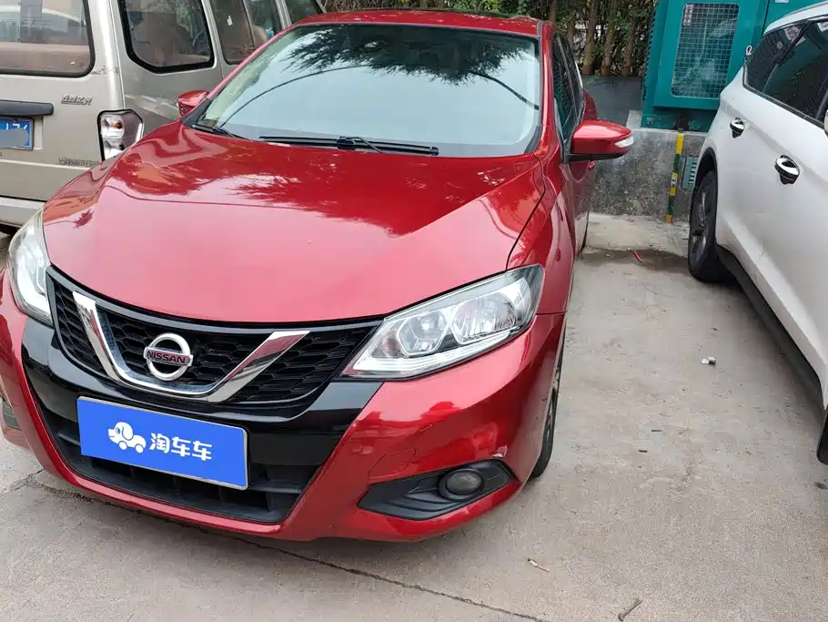 Nissan Tiida