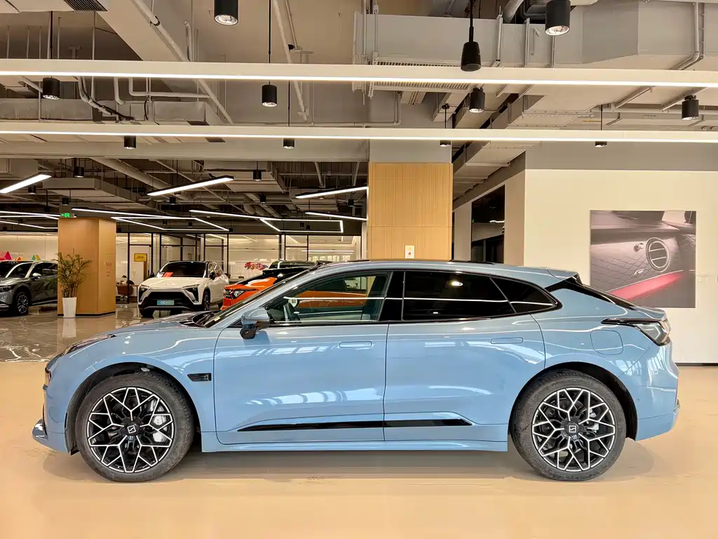 ZEEKR EXTREME KRYPTON 001