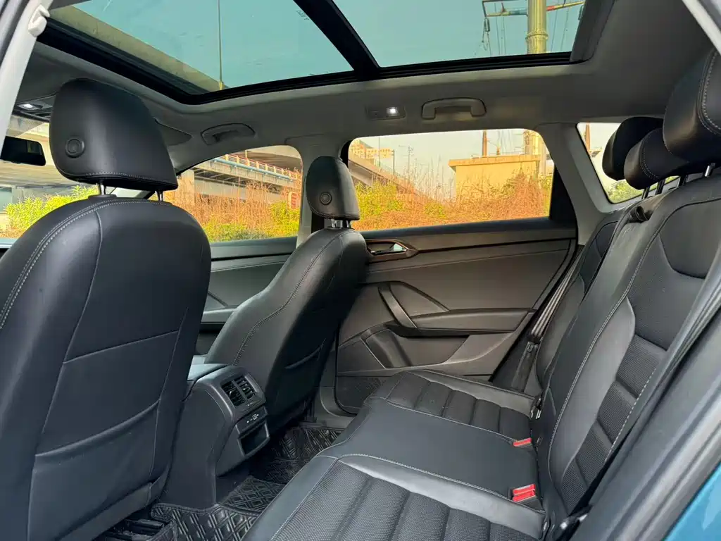 Volkswagen Tharu — миниатюра 11