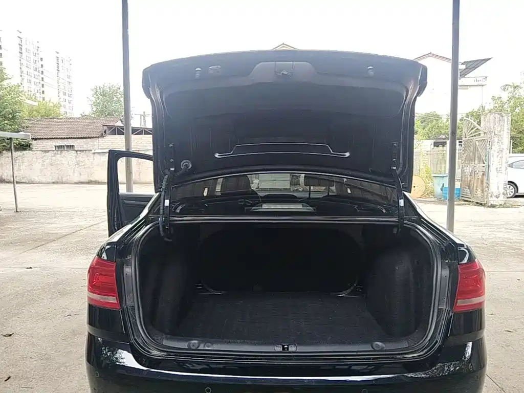 Volkswagen Lavida — миниатюра 19