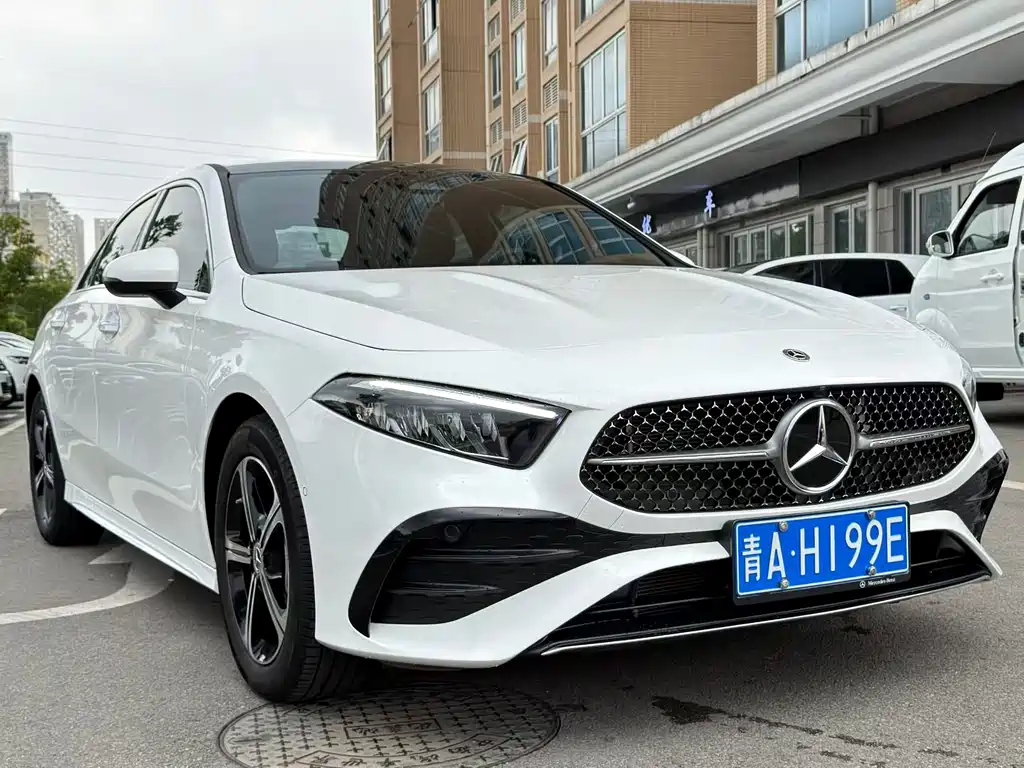 Mercedes-Benz A-Class — миниатюра 3