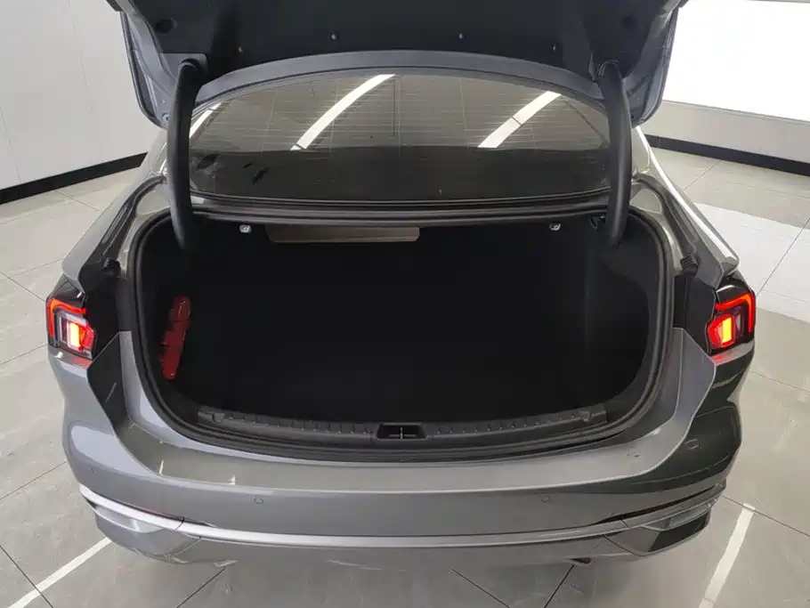 Ford Mondeo — миниатюра 4