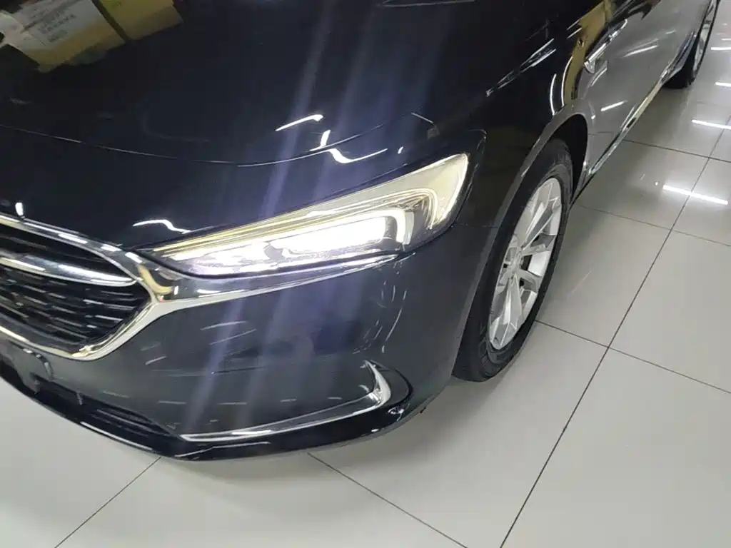Buick LaCrosse — миниатюра 24