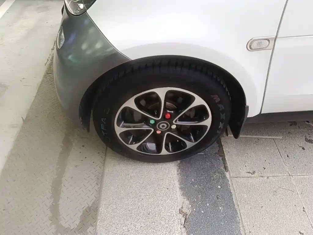 smart Smart Fortwo — миниатюра 23
