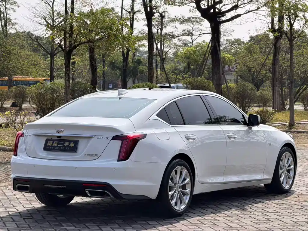 CADILLAC CT5
