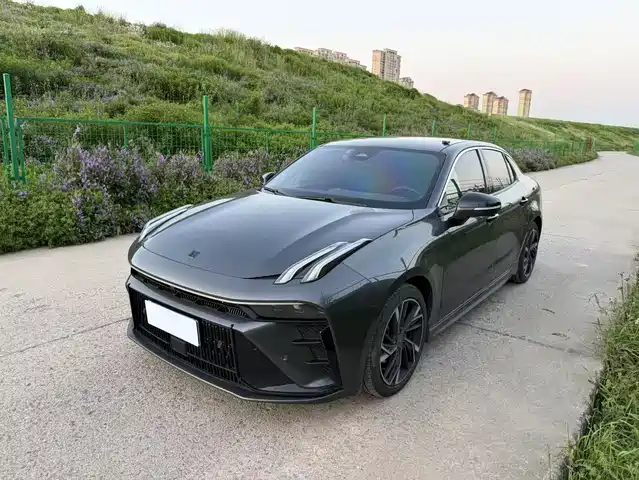 2023 Lynk & Co 03