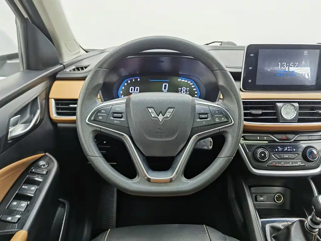 Wuling Hongguang S3 — миниатюра 11
