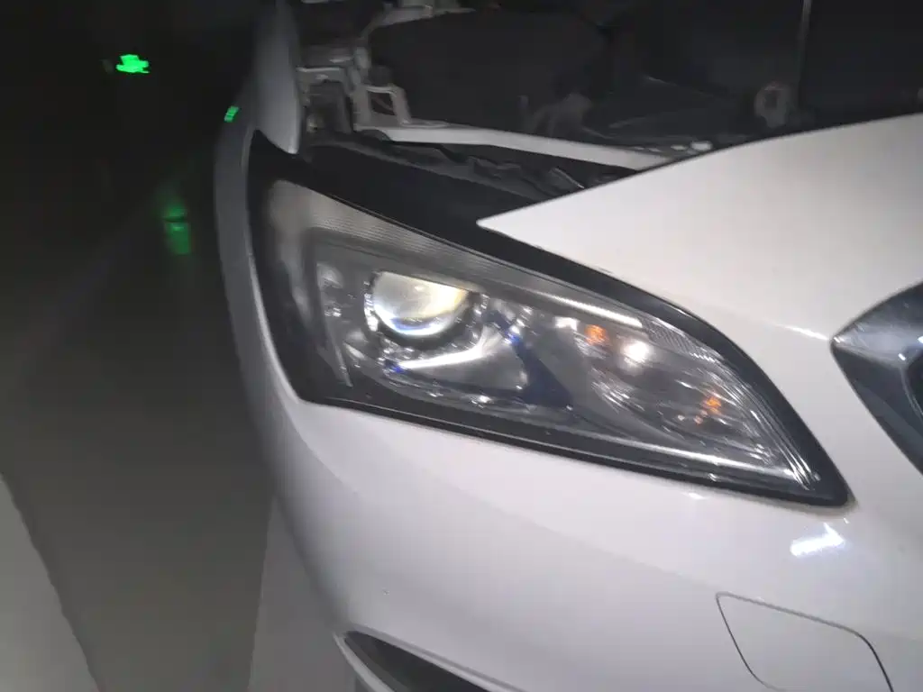 Buick Verano — миниатюра 7