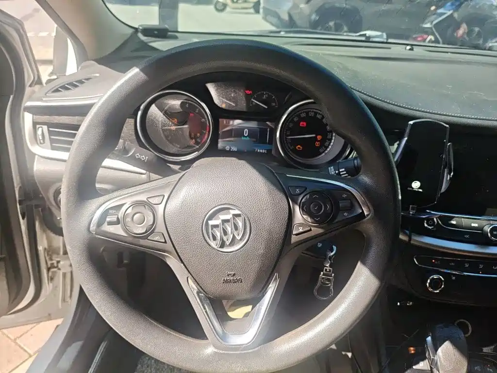Buick Verano — миниатюра 3