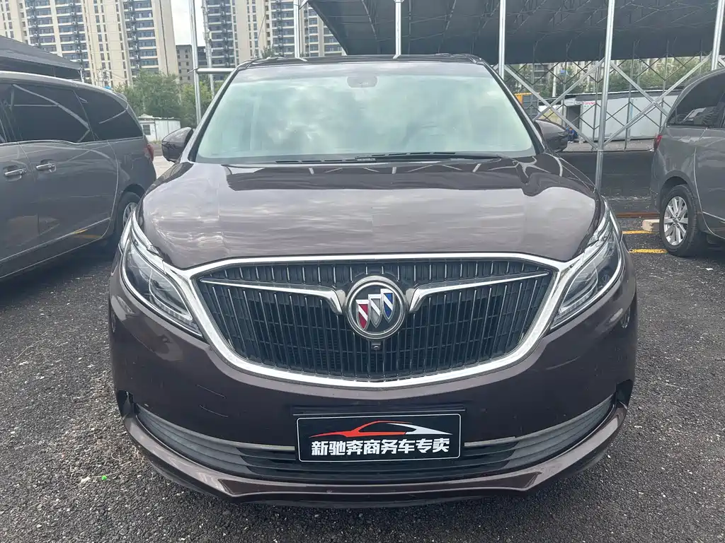 Buick GL8 — миниатюра 2