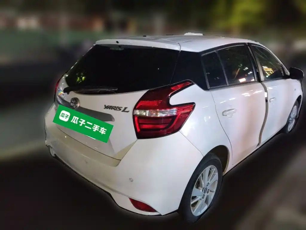 Toyota Yaris L — миниатюра 4