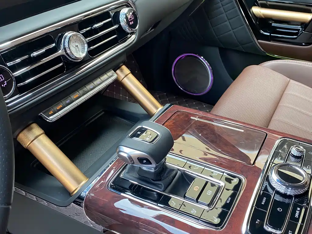 Hongqi HONGQI GUOYAO