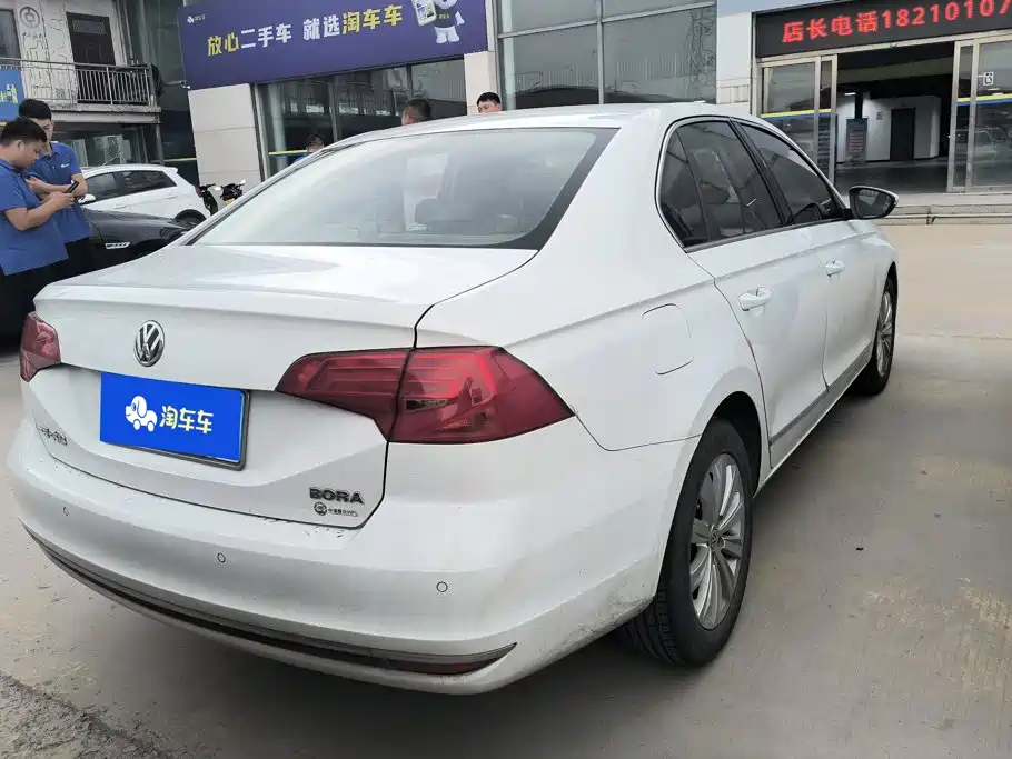 Volkswagen Bora — миниатюра 3