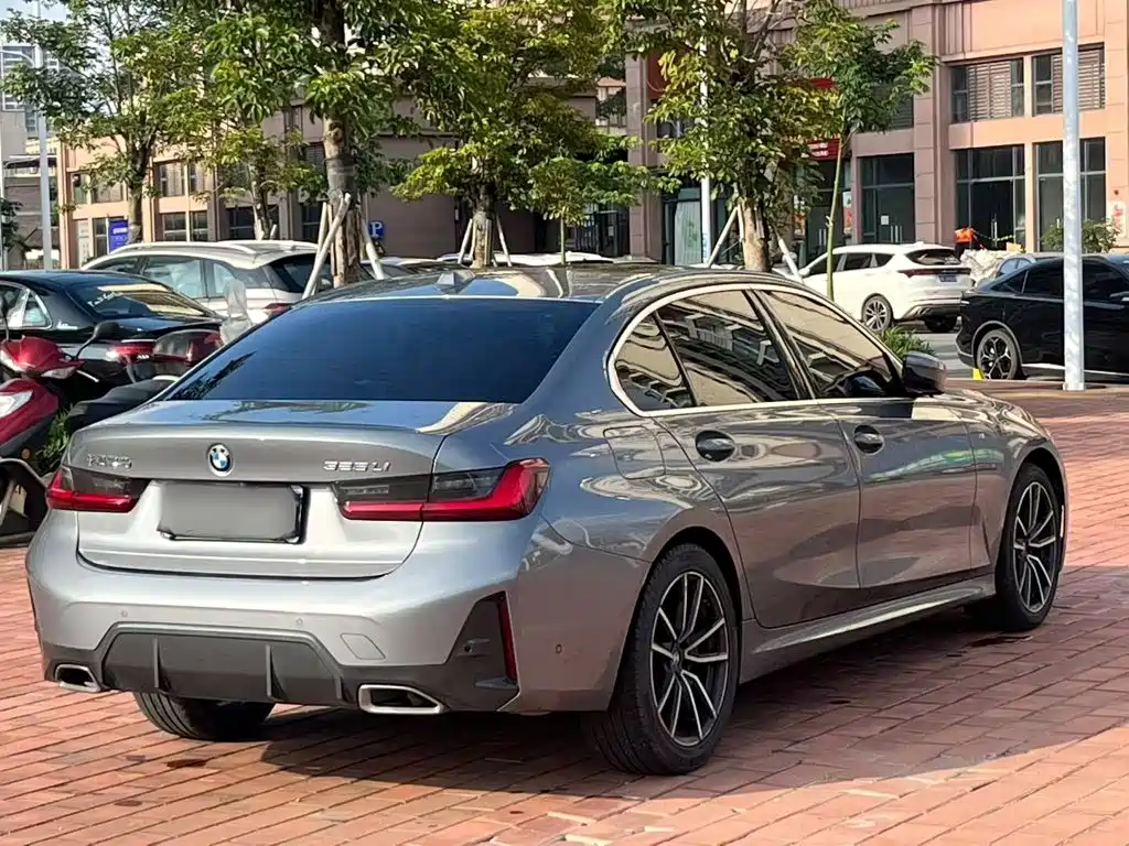 BMW 3 Series — миниатюра 7