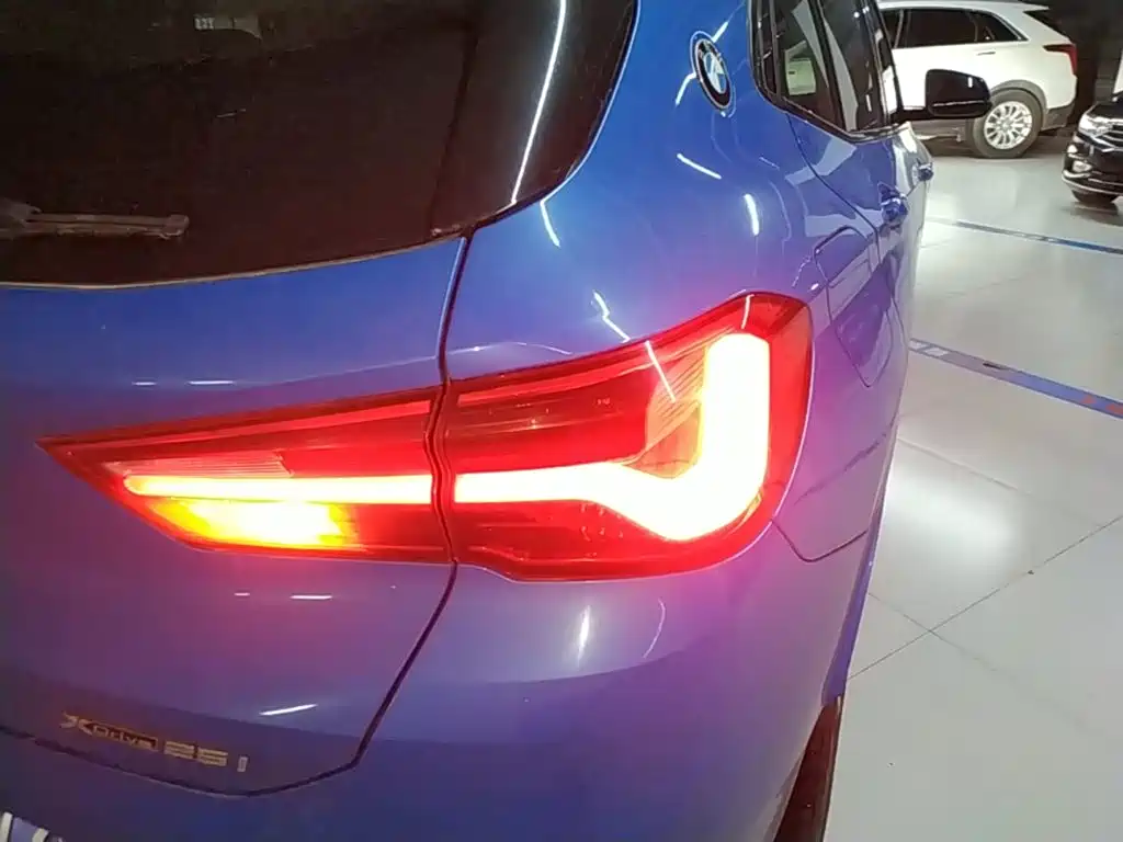 BMW X2 — миниатюра 8