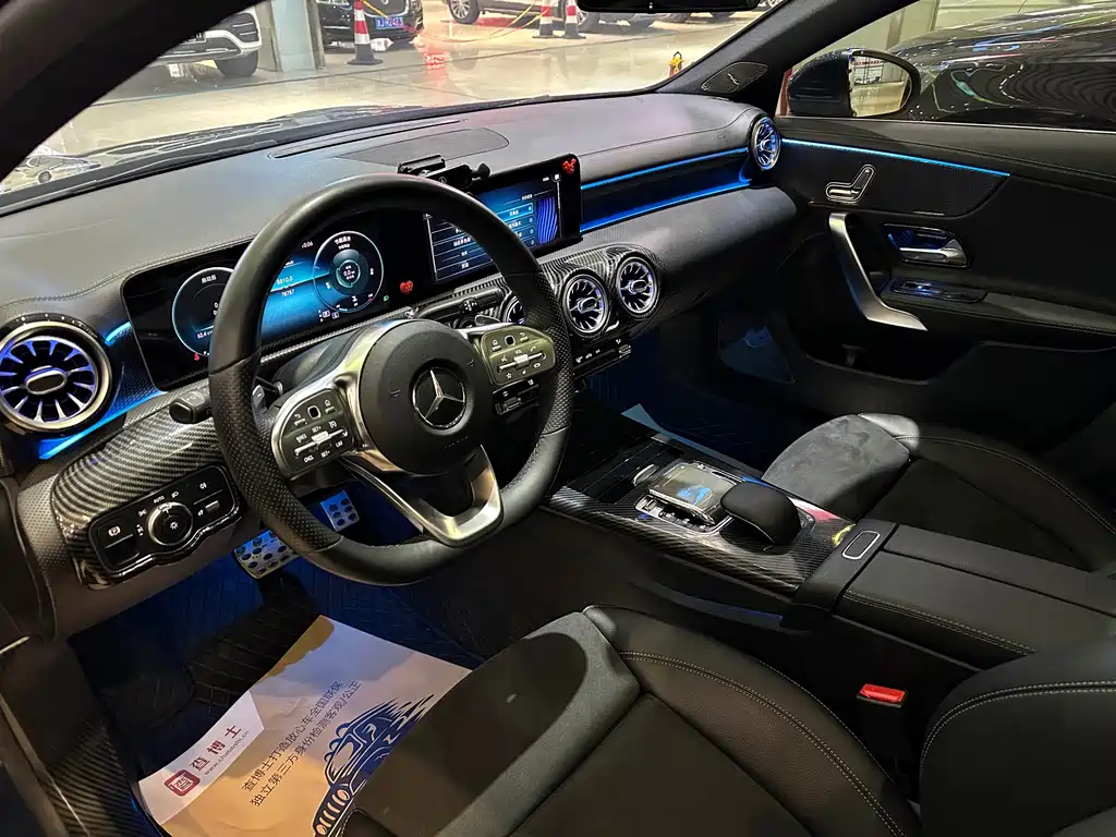 MERCEDES-BENZ A CLASS