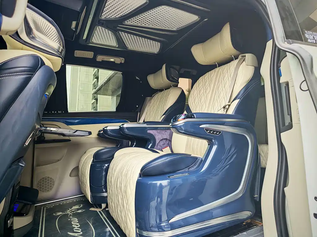 Buick GL8 — миниатюра 3