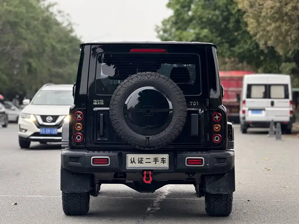 212 T01 2025 2.0T