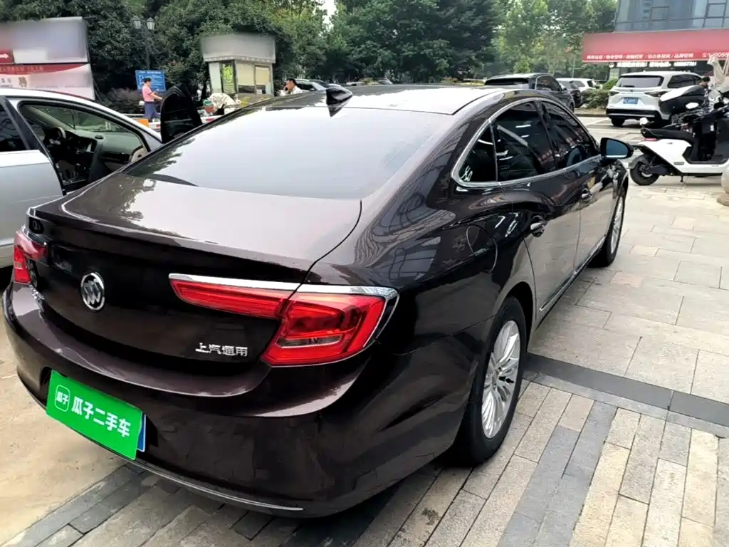Buick LaCrosse — миниатюра 7