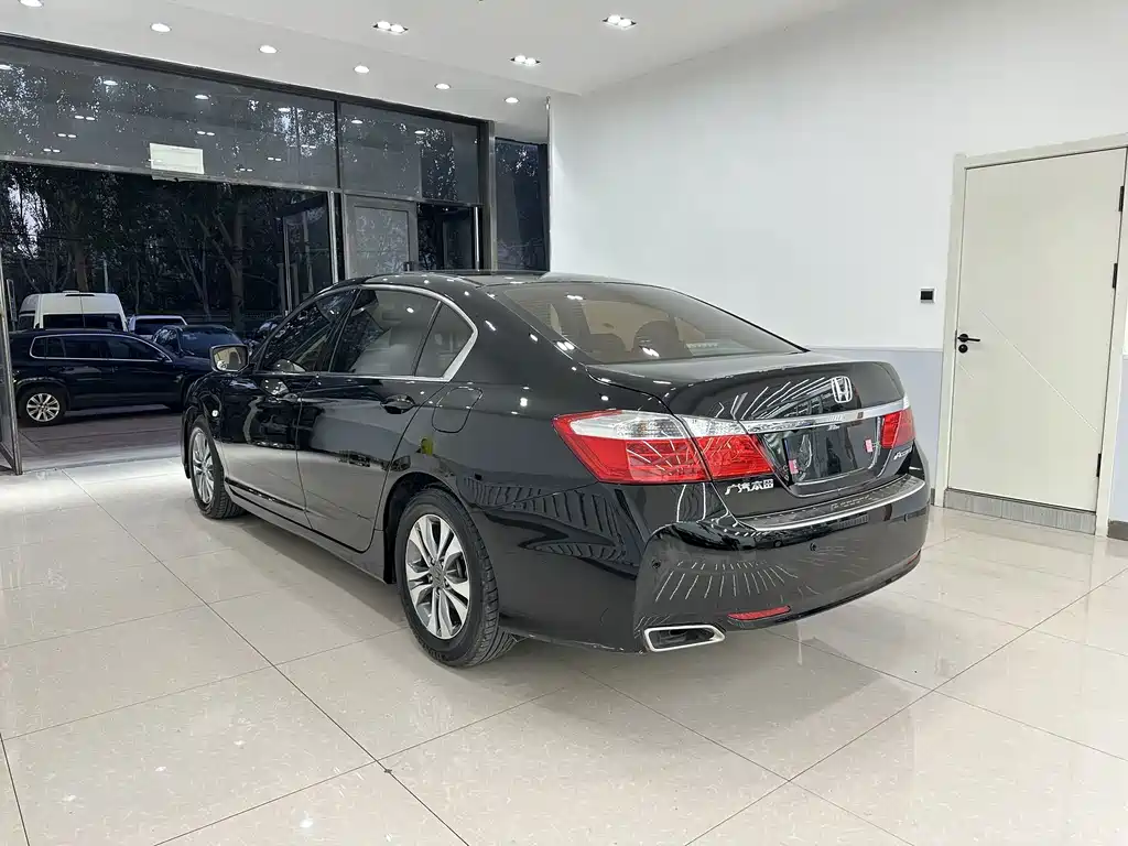 Honda Accord — миниатюра 29