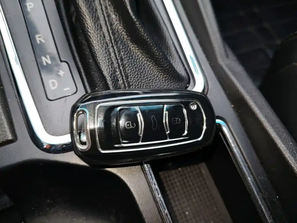 Geely Emgrand — миниатюра 13