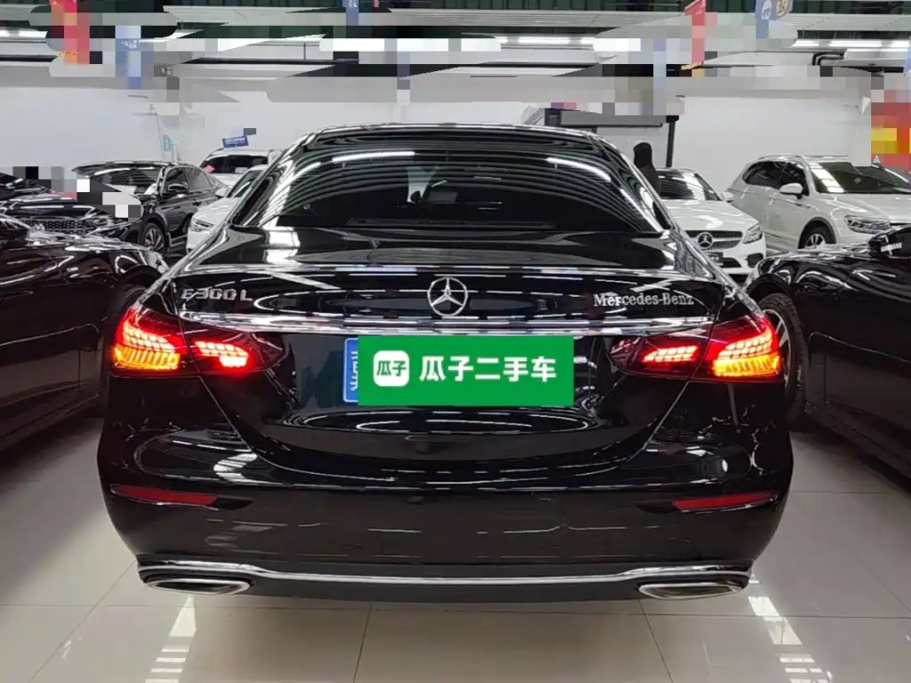 Mercedes-Benz E-Class — миниатюра 6