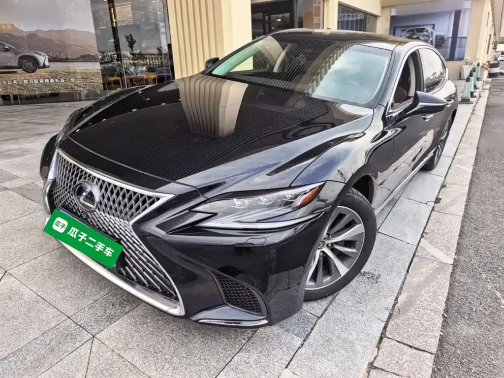Lexus LS — миниатюра 2