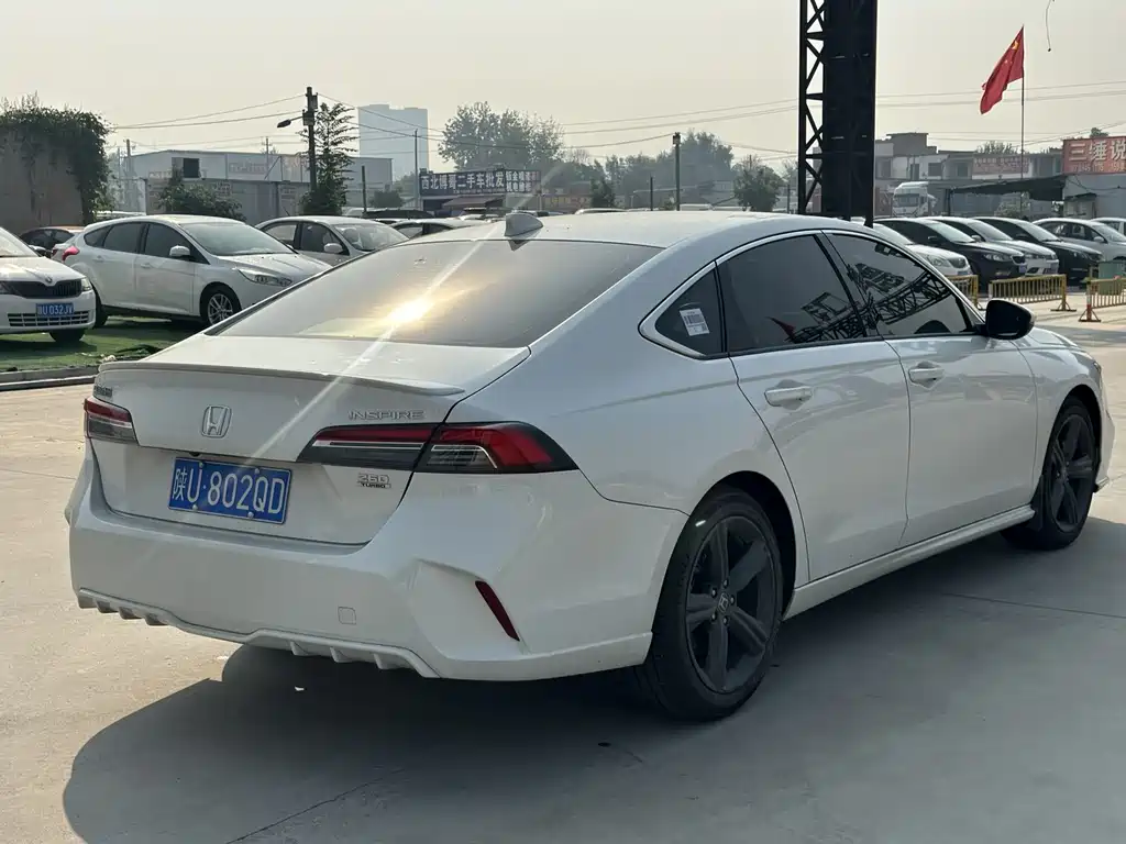Honda Inspire — миниатюра 11