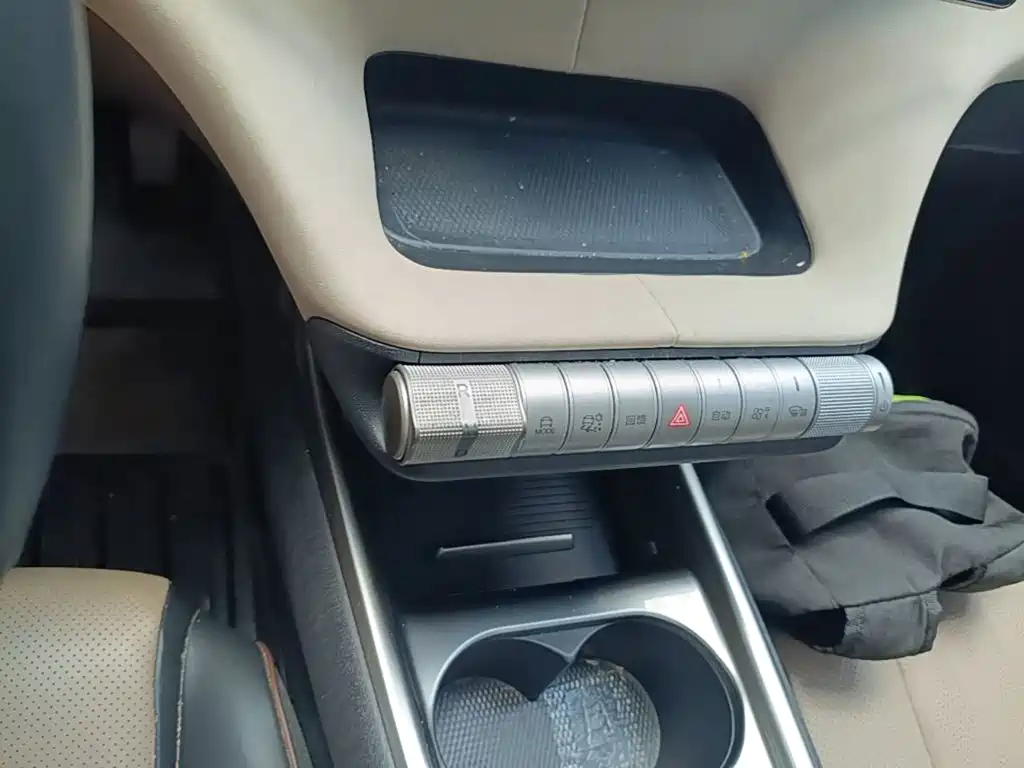 BYD Dolphin — миниатюра 14