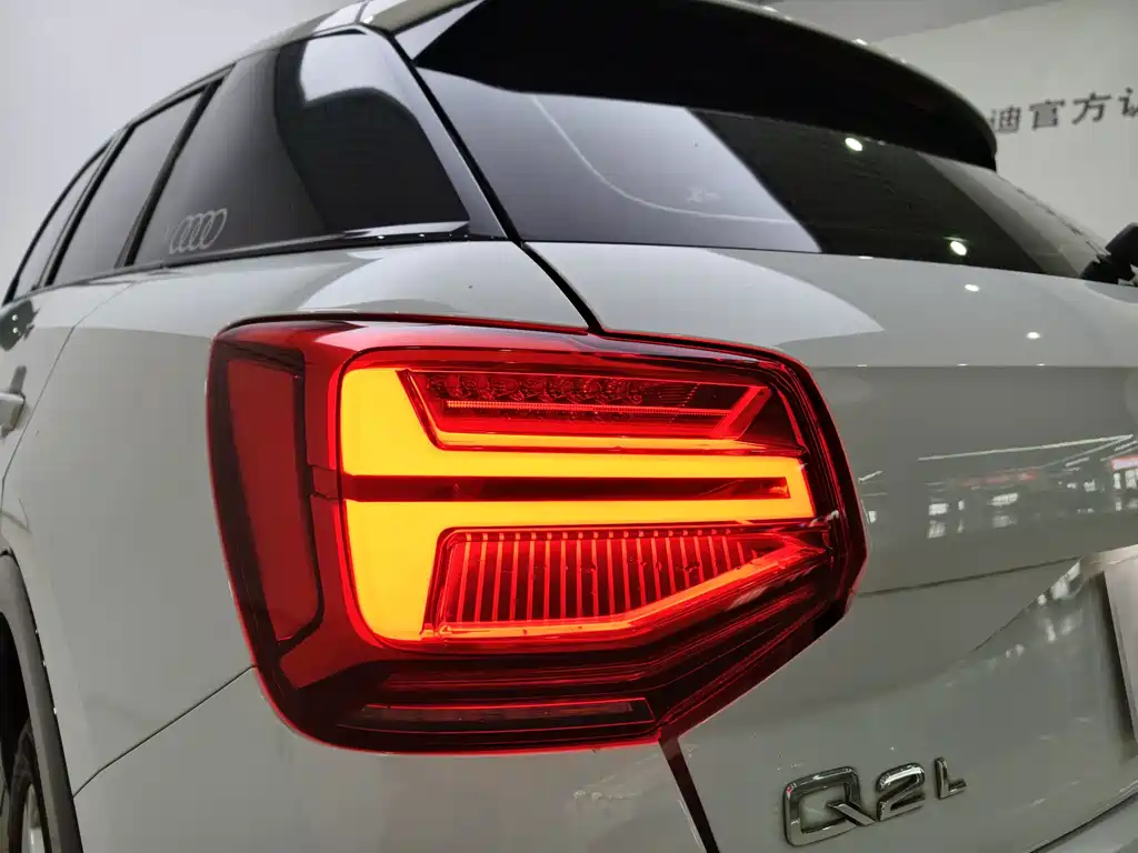 Audi Q2L — миниатюра 11