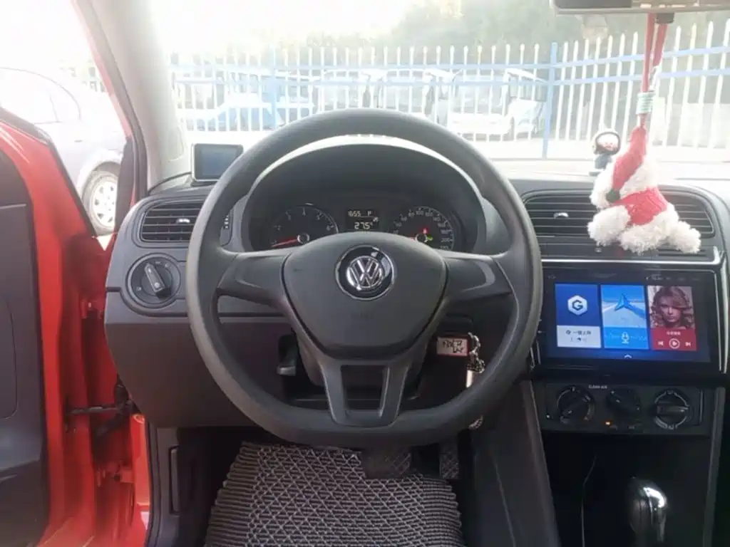 Volkswagen Polo — миниатюра 11