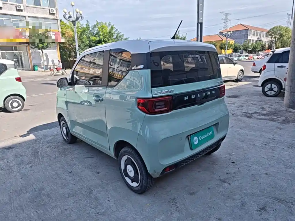 Wuling MINIEV — миниатюра 5