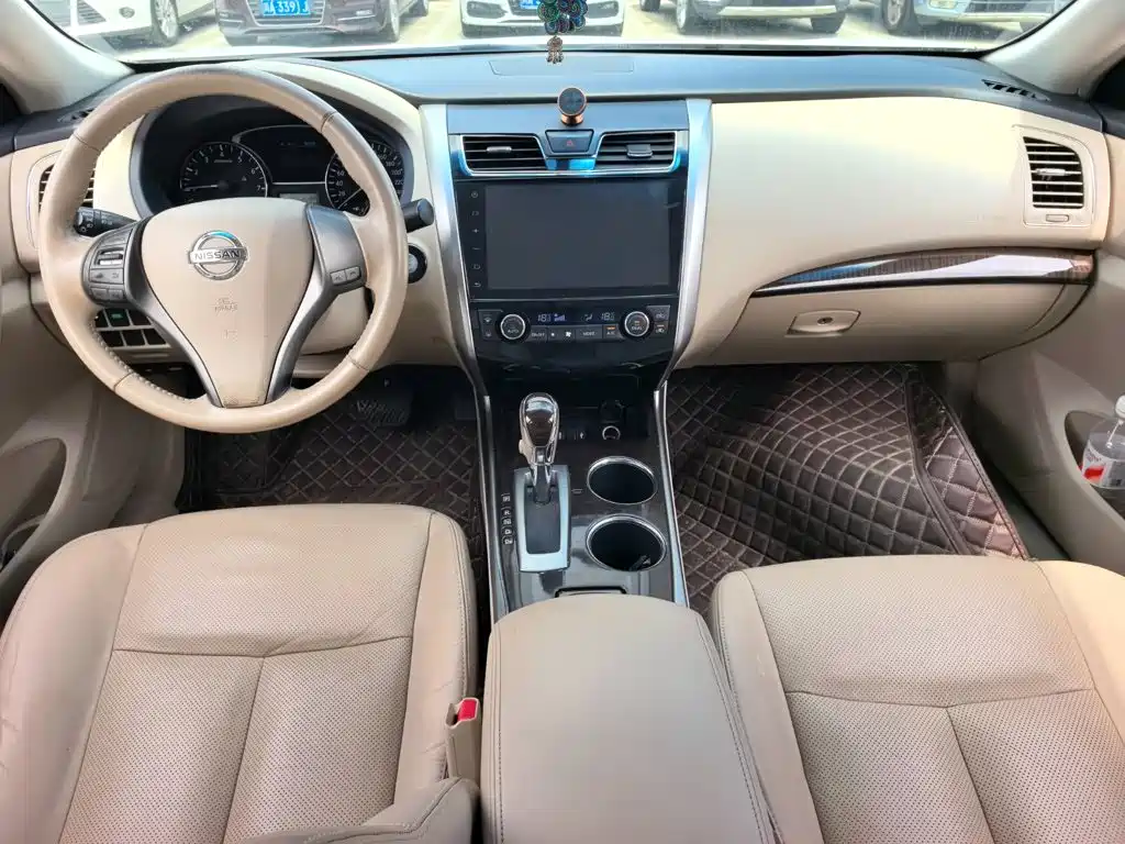 Nissan Teana — миниатюра 10